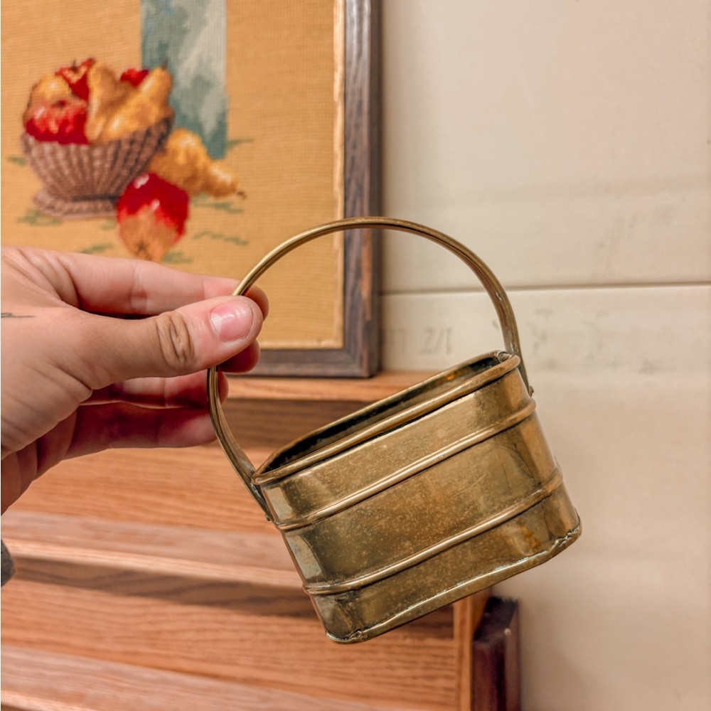 Vintage Brass Bucket π§‘